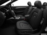  Front seats from Drivers Side photo